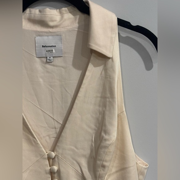 Reformation Cream Rylan Halter Peplum Top - Picture 8 of 10